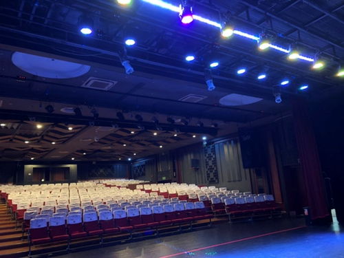 脫口秀精品專場 北京喜劇中心引爆京城笑點，專業演出經紀助陣打造爆笑盛宴